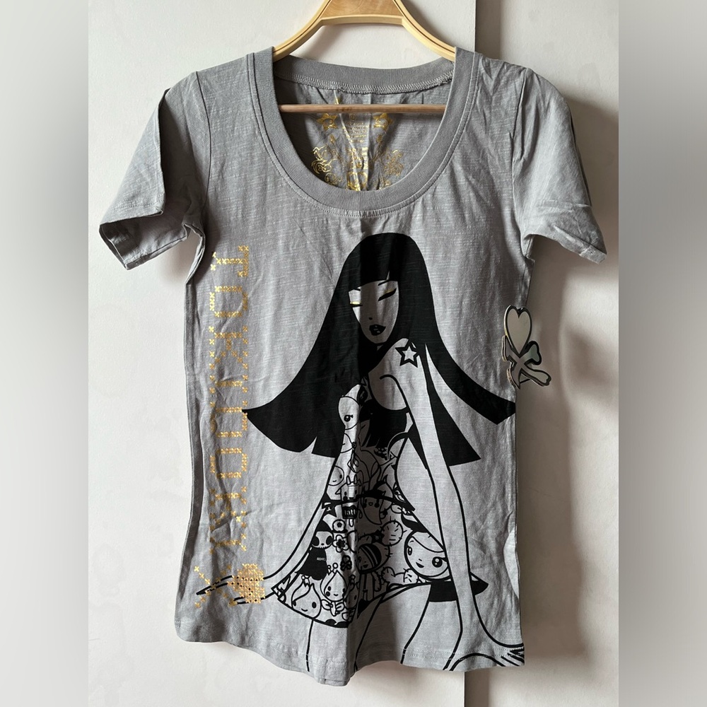 NWT Tokidoki Silver and Black Graphic Tee